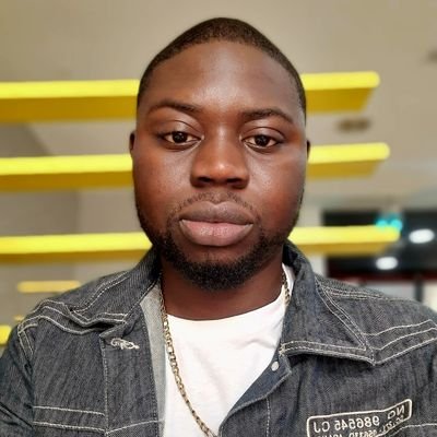 Experienced engineer in fabrics and recent technology. Programmer and a research adict