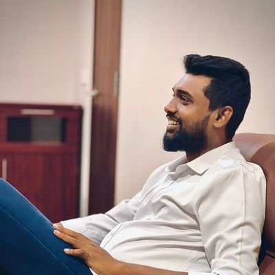 Thileeshn's profile picture. Architect | SMM | Co-founder @vergemediasl | Digital currency | Music. Love-child of Strategy and Creativity | Tifosi