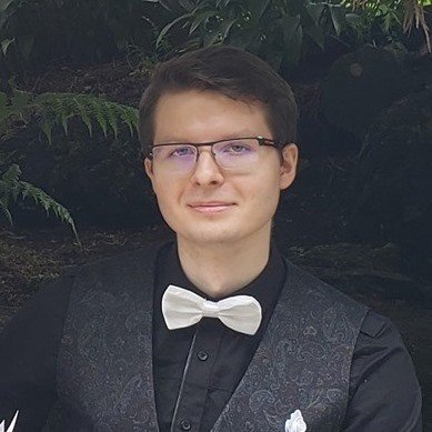 EdTech entrepreneur. Programmer, Designer, Epic gamer, Hydration enthusiast
