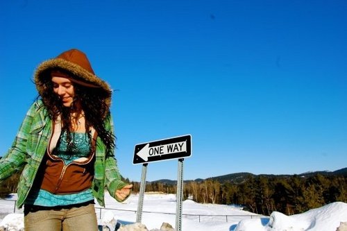 LindaRage's profile picture. .