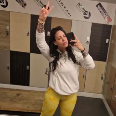 Vickie11142270p's profile picture. am an open book, I was brought up with love, am a Christian