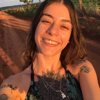 LorranaY2's profile picture. fé e axé
