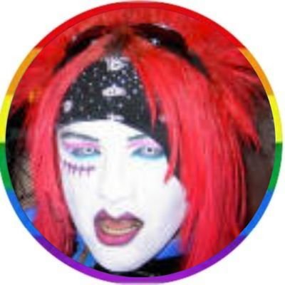 Has-been🎸⭐  Peppermint Creeps (MySpace FAME lineup) 🎸 Crüe (Mötley) trib 🎸 Pretty Boy Floyd  🎸 Psycho Gypsy 🐕 DOG LOVER ❤🌊✊UNFOLLOW=BLOCK💍@RobbieElectra