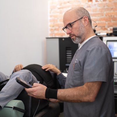 Dr. Steven Shoshany is a top New York City chiropractor specializing in spinal decompression and herniated disc therapy.