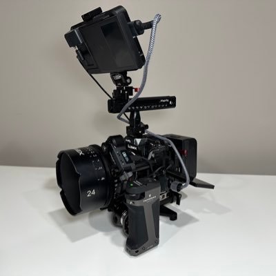 CarterBruck's profile picture. Student, Gamer, Techie, PC Builder, Audiophile, Sneakerhead, Businessman, and Collector.