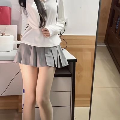 xlchilanian0's profile picture. 找单3p，单约活动欢迎一起参加，喜欢结交单男朋友，夫妻情侣勿扰