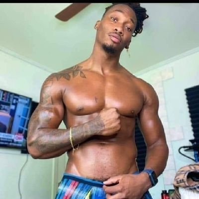 phuythuy6767's profile picture. 