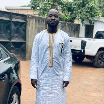 je mange avec ceux qui ont faim quand j'ai faim, gloire à Dieu 🙏🏿
DIEU EST GRAND | TROP JEUNE POUR MOURIR 😪