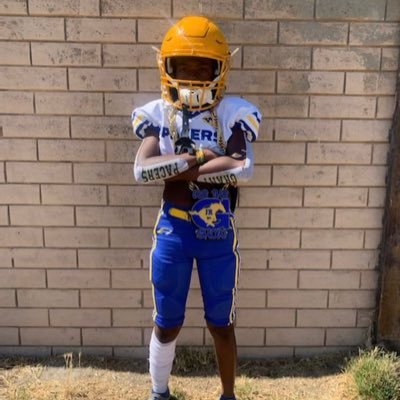 CALI BOY•12y/o•5’2•110 lbs•POTENTIAL 5⭐️•4.0 gpa•Student-Athlete •Wr•Db•Class of 2030•Football•Track•Team: Grant Union Jr Pacers