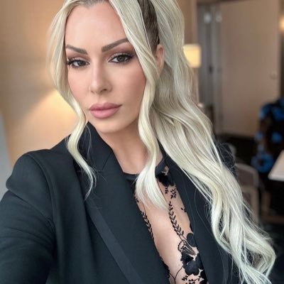 i will never stop loving maryse mizanin.