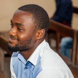 Ewina_Sampard's profile picture. Let it be