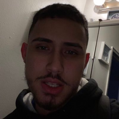 VelezWthestrap's profile picture. 🇵🇷 22