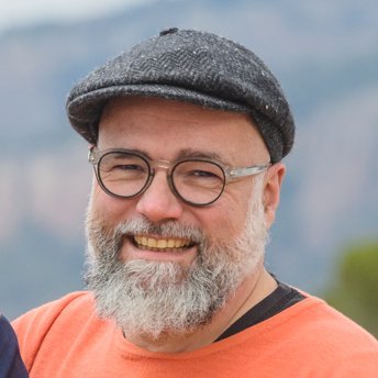 xavibenitom's profile picture. Consultor, formador i creatiu, @wemindpro. Les nostres pífies són úniques, inconfusibles, molt personals, o sigui, noves pel món.