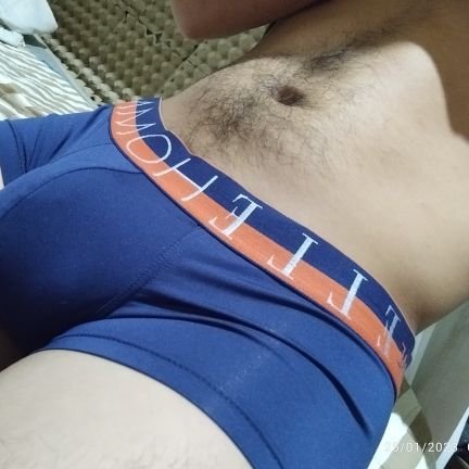 Pemburu Abam Uniform/Married Daddy
💦I'll ride u till u cum
Underwear fetish