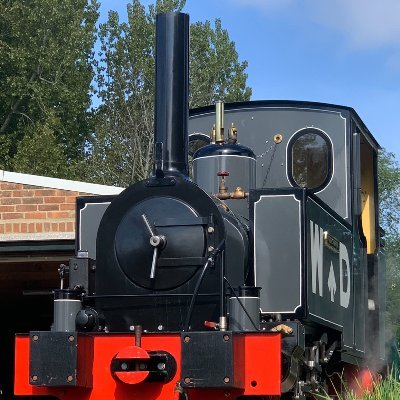 The Littlehampton Miniature Railway runs between Norfolk Gardens and Mewsbrook Park. https://t.co/uqD8NM9Xv6