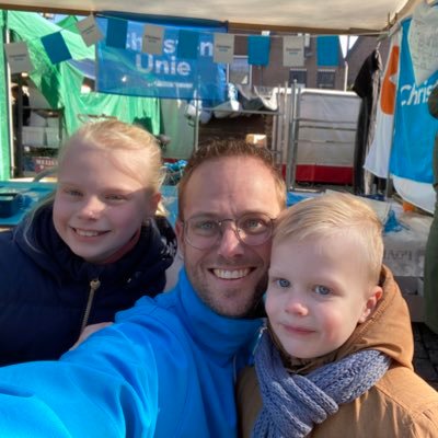 hdeharder's profile picture. Echtgenoot @cdeharder | Vader | Teamleider Brandveiligheid @VNOGregio | Voetbalgek @VVIJV