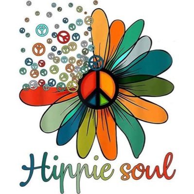 PeaceLoveLaurr's profile picture. 🪩🔮🦋🔮🪩