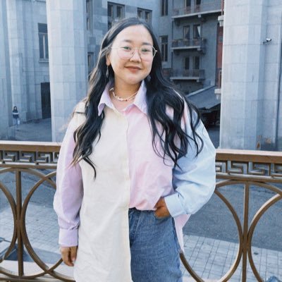 lesyaluu's profile picture. люблю людей, люблю Бога