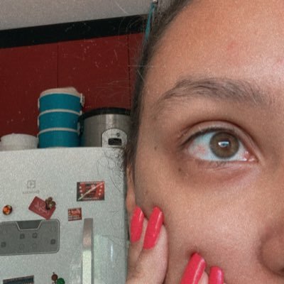 não é uma conta secundária e mais pessoal da ranne ce