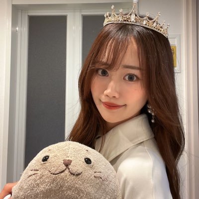 sa_ku_ra_vvv's profile picture. 歌と絵が好き、掃除と風呂が嫌い。DMは事務所管理です。基本返信できません。/ シンガーソングライター / showroom ▷ https://t.co/LzgzCaZha3 / お仕事のご依頼はこちらから ▷ info@tjp22404.com