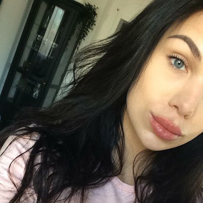 MaryEdzie1991's profile picture. 