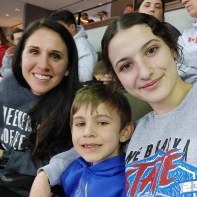 JamieLeighApple's profile picture. 