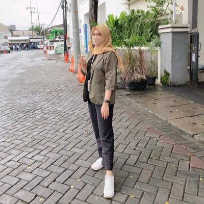 traveladdict93's profile picture. 