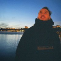 Rauññ 🀄 (@afakehumanbeing) 's Twitter Profile Photo