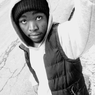 Samuel87116382's profile picture. 