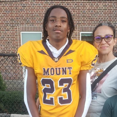 Mount St Michael Academy '24 CB/WR #23 GPA: 3.0 5'10