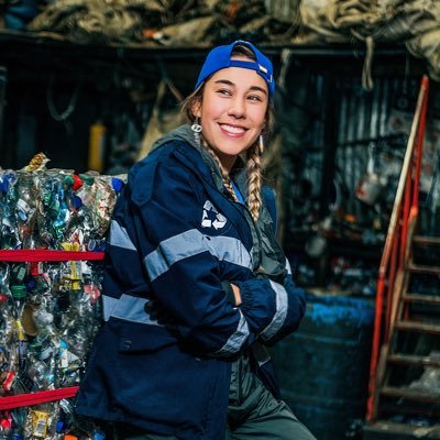 La primera reciclamora youtuber de Bogotá!
https://t.co/5LilNxGegg