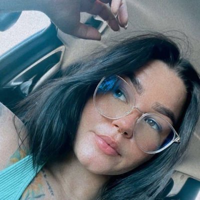 DORISHU90064047's profile picture. military