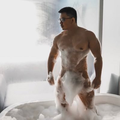 z2718521136's profile picture. 好片分享