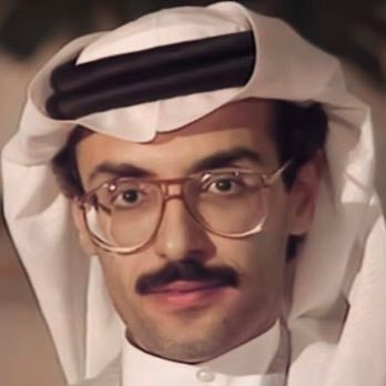 Z_Q121's profile picture. ألف غُصن من اليباس فزّ لأجلك وأنثنَى .🍂