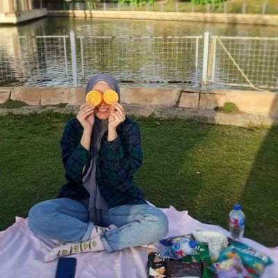 HayamIbraheim's profile picture. I'm a colorful mess 🌼 Studying English Lit.