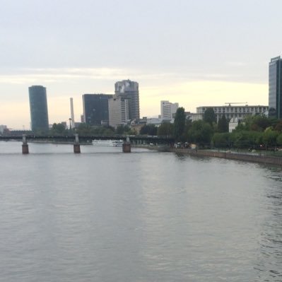 MOONSTUDIODIGI's profile picture. 