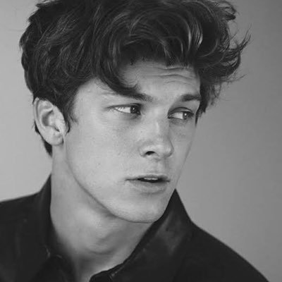 Does what ever a spider can... // (N) SFW // Multiship // My fiance @horniestaunt // My Goblin Queen @Arielafer1