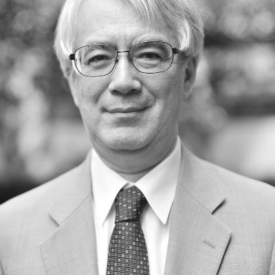 関心は、哲学、政治、教育・学問論、共生社会論。著書『ヨーロッパ社会思想史』(ロングセラー、昨年「あとがき」付きで復刊)『社会とどうかかわるか』(多くの入試に出題、現在8刷)『公共哲学とは何か』(電子書籍)『社会思想史を学ぶ』『公共哲学からの応答』『教養教育と統合知』など。