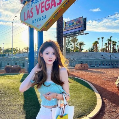 Louise52124773's profile picture. Love freedom, love life, love making friends, I only express my opinion,——Golf is my hobby, too.