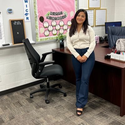 7th Grade Math Teacher - King MS Year #2 👩‍🏫🧮✏️📚 BBA Mgmt - UTSA 2020 🤙🏽