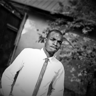 AlexLawr3nce's profile picture. Graphic designer/ Logo designer