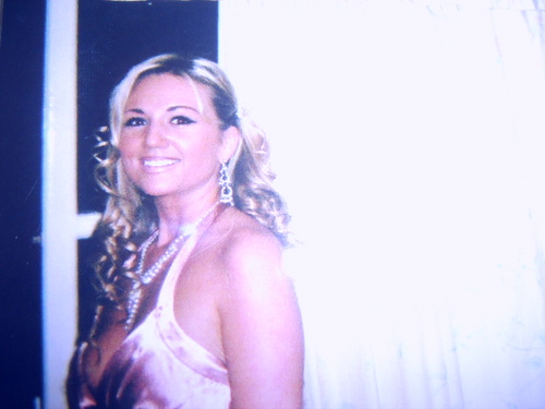 alimoore1981's profile picture. 30 year old mum of two Beautiful Girlies. Owner of  Stunning Throughbred Mare.  Love to Horse around!!