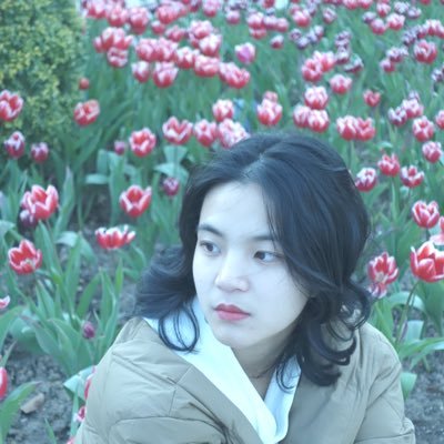 Olivia897190434's profile picture. 