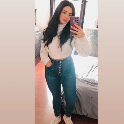 ErikaPortabales's profile picture. 