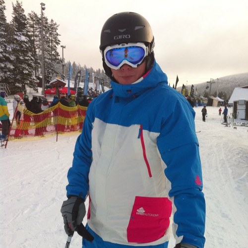 ezzetts's profile picture. 