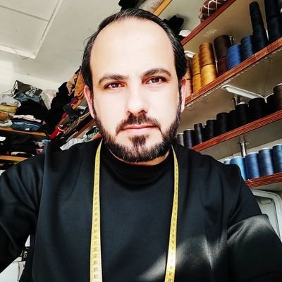 kasimandac's profile picture. TERZİ KASIM
                                                                       
Dünya'nın en küçük kot pantolonu diken kişi