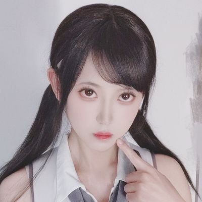 这里是电爪,可爱的男孩子一枚|投喂请加vx号EleClaw1;telegram号eleclaw3,门槛52,可领取图包短视频等福利