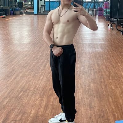 villaluka99's profile picture.