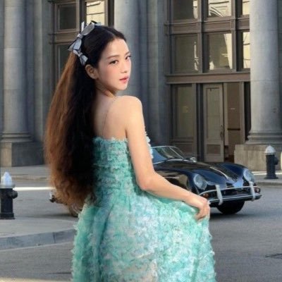 lil2CC's profile picture. Have courage and be kind 👼🏻 BORN PINK 🖤 french blink, army, fearnot, atiny and more🫶🏻