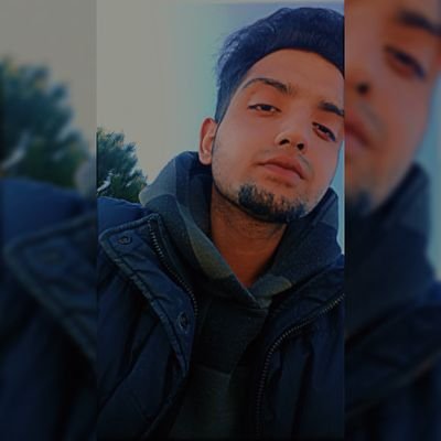 🏴/🇵🇰
Be yourself; because an original is worth more than a copy.